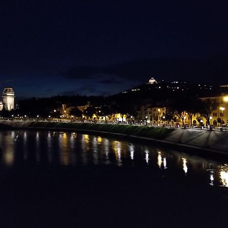 Across The River And Into The Trees Verona Eksteriør bilde